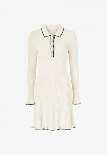 Вязаное платье