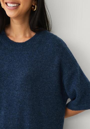 Вязаное платье