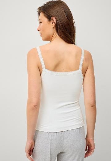 Блузка без рукавов