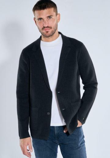 Вязаная кофта