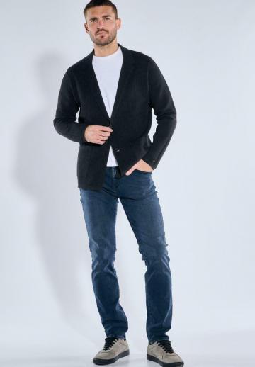 Вязаная кофта