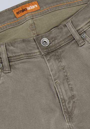 Узкие джинсы