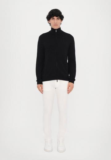 Вязаная кофта