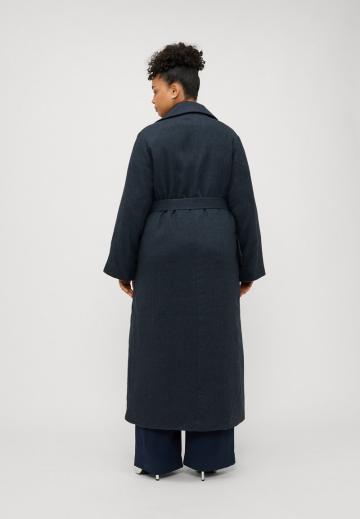 Шерстяное пальто