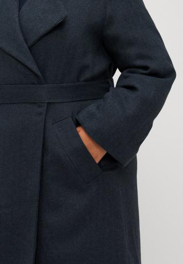 Шерстяное пальто