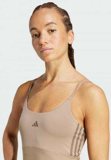 Спортивный топ