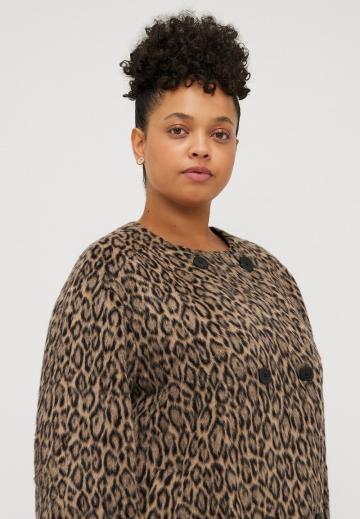 Короткое пальто