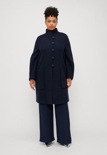 Шерстяное пальто