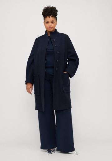 Шерстяное пальто