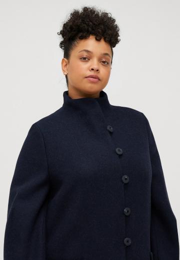 Шерстяное пальто