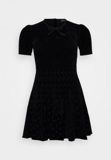 Коктейльное платье