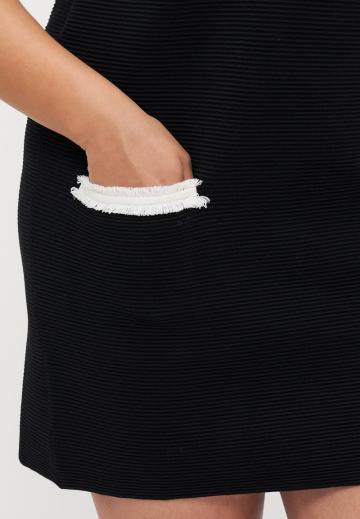 Вязаное платье