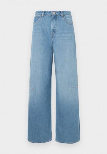 Джинсы бойфренда