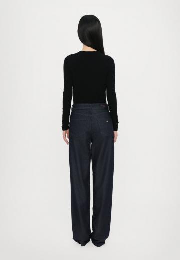 Джинсы бойфренда