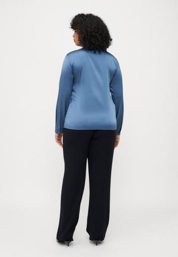 Шелковая блузка