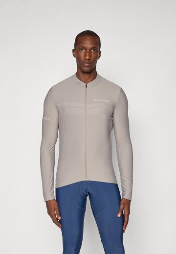 Спортивная форма