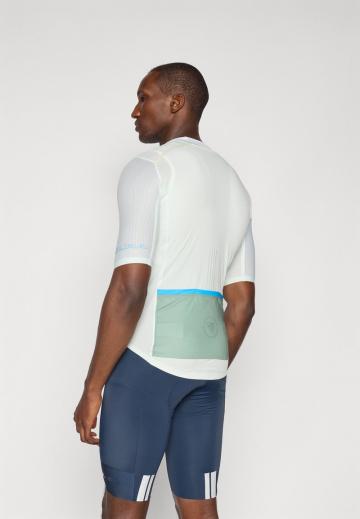 Спортивная форма