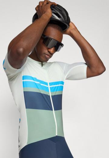 Спортивная форма