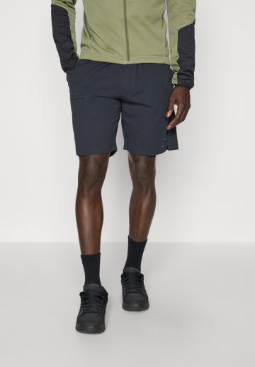 Спортивныве шорты