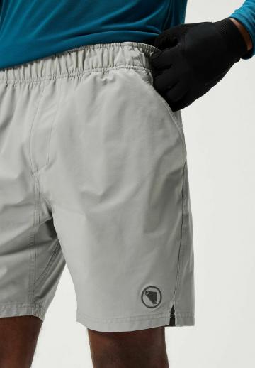 Спортивныве шорты