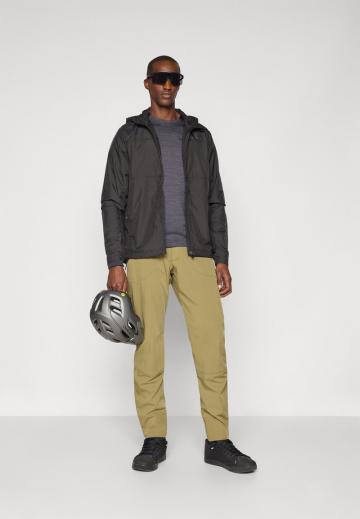 Куртка-дождевик