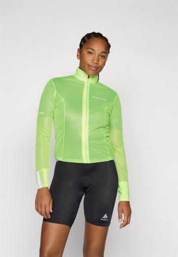 Спортивная куртка