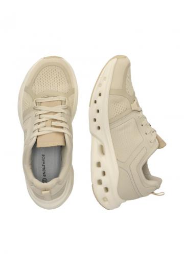 Тренировочные кроссовки