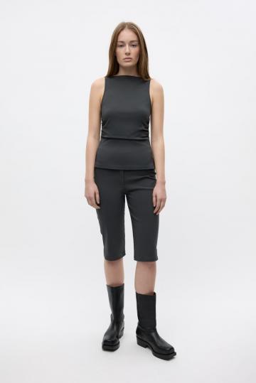 Узкие брюки