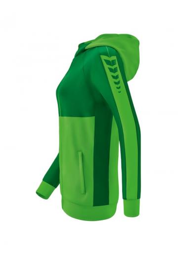 Спортивная куртка