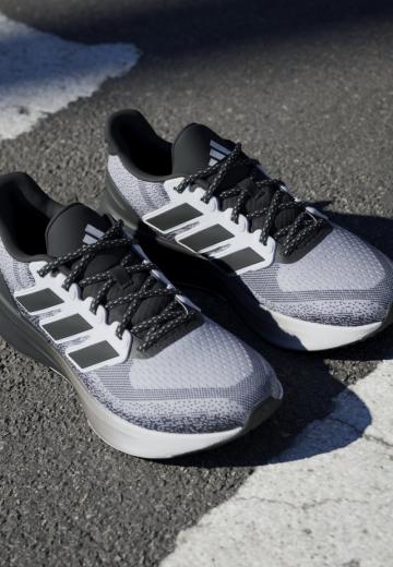 Беговые кроссовки