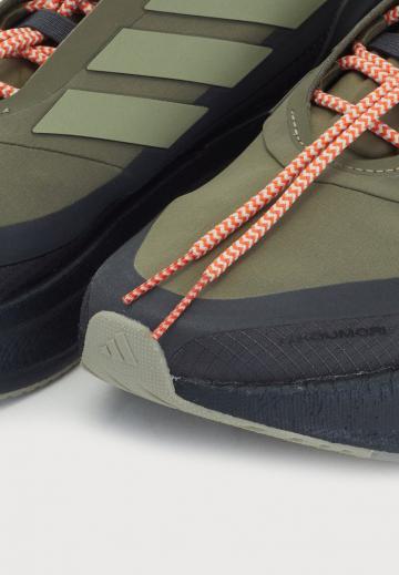 Беговые кроссовки