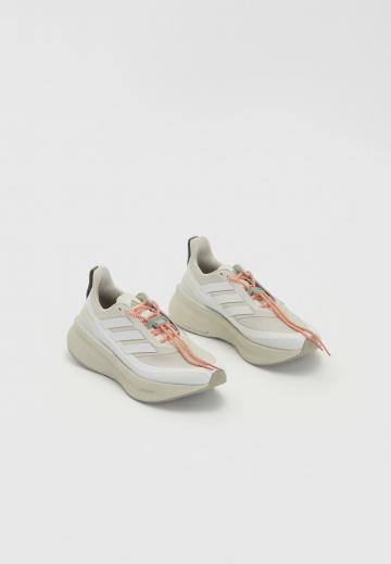 Беговые кроссовки