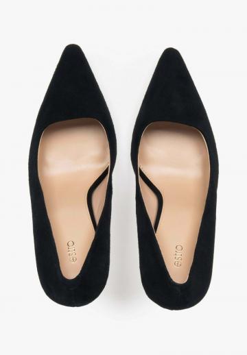 Туфли на высоком каблуке