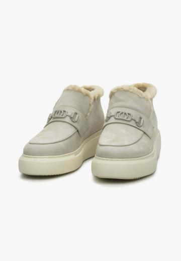 Зимние ботинки