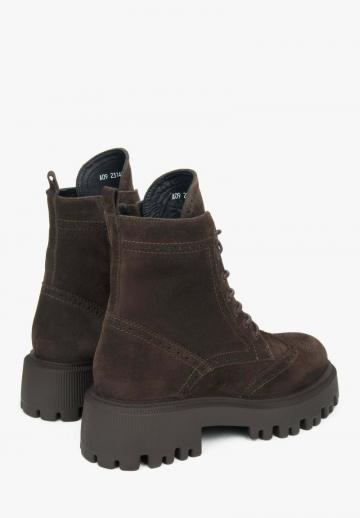 Ботинки на шнуровке
