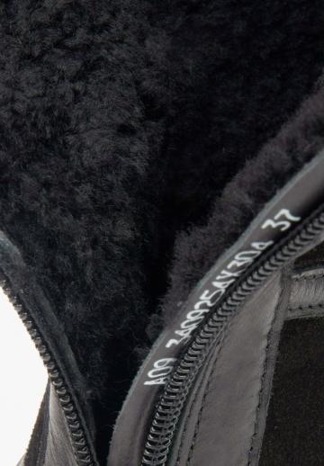 Зимние ботинки