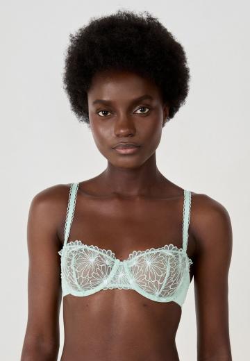 Бюстгальтер на косточках