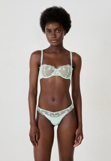 Бюстгальтер на косточках