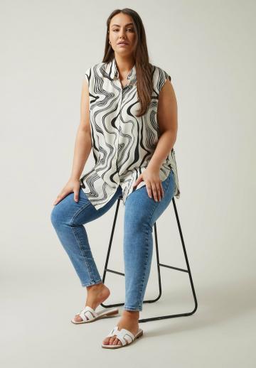 Длинная блузка