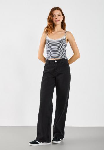 Топ на бретельках