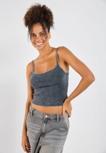 Топ на бретельках