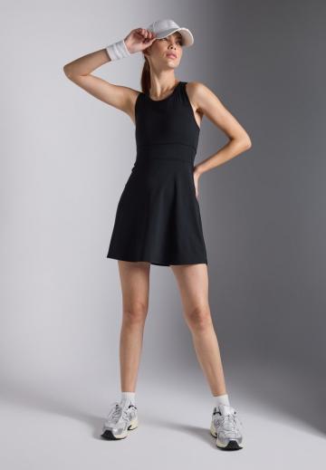 Спортивное платье