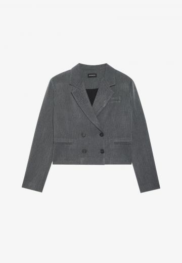 Блейзер с накладными карманами