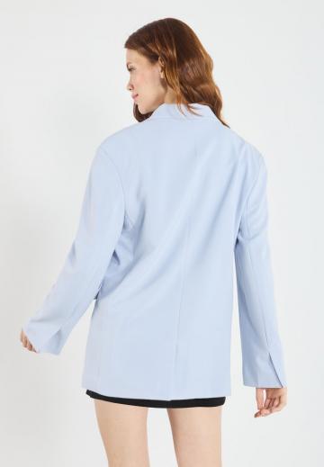 Блейзер с накладными карманами