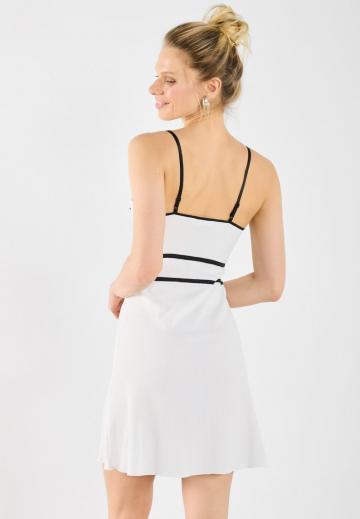 Короткое платье