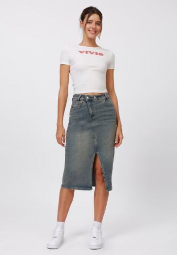 Юбка с накладными карманами