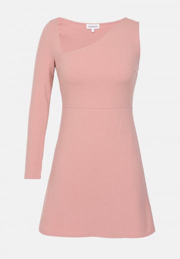 Короткое платье