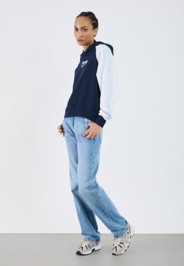 Пуловер с капюшоном