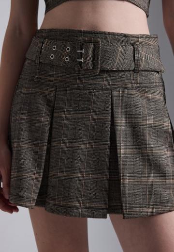 Юбка с накладными карманами