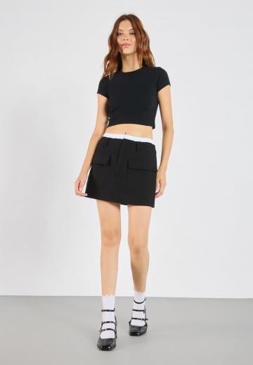 Юбка с накладными карманами